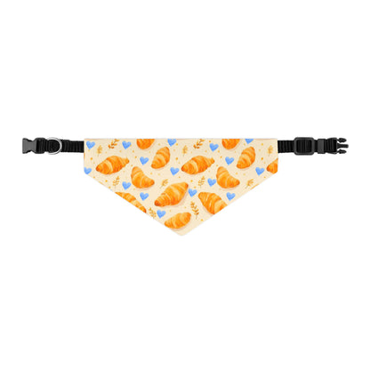 Croissant Collar-Bandana